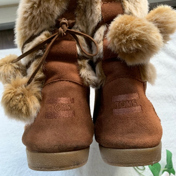 Toms Suede and Faux Fur Moccasin Pom Pom Boots - Picture 7 of 15